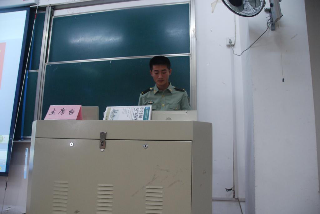 环境与土木工程学院召开2014级军训动员大会