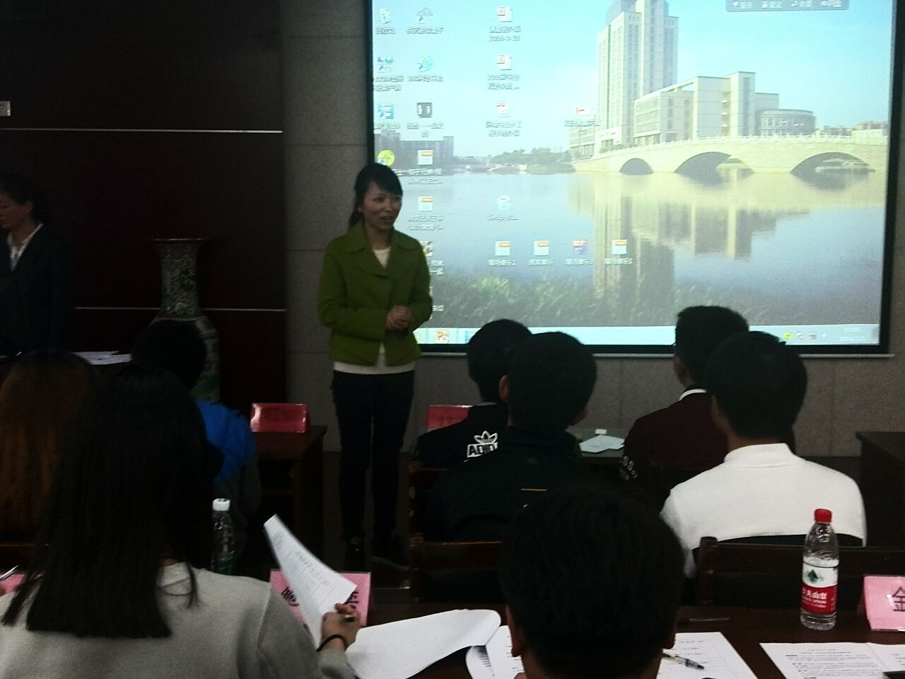 学富五车畅学海，环土学子展英才——记第四届慧风尚学科知识竞赛决赛