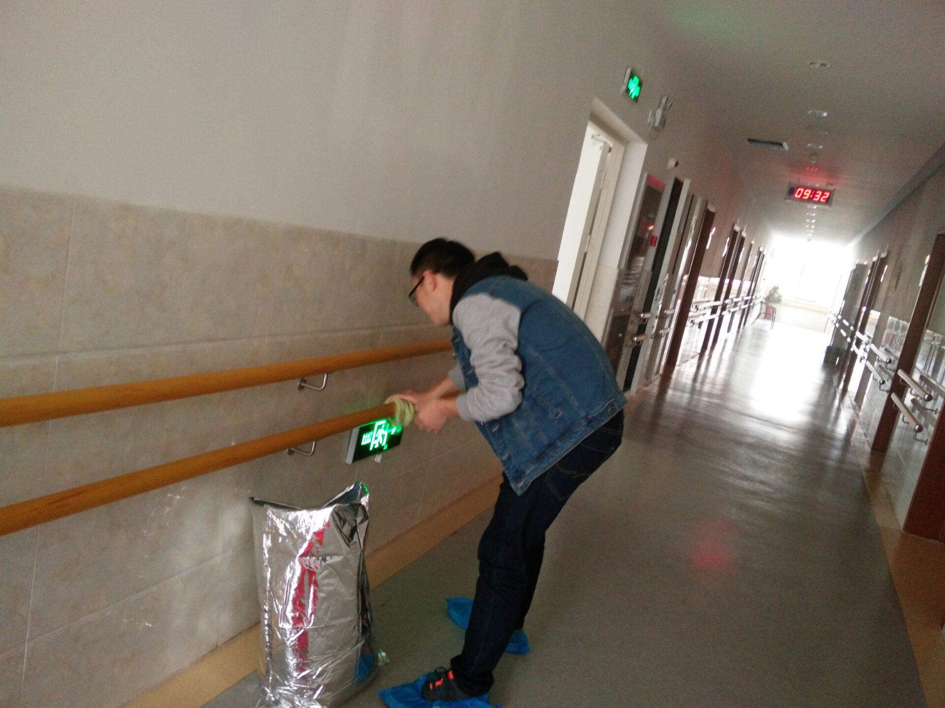 情暖夕阳，孝老爱亲——环土学院环工1502、1402团支部开展义工服务活动