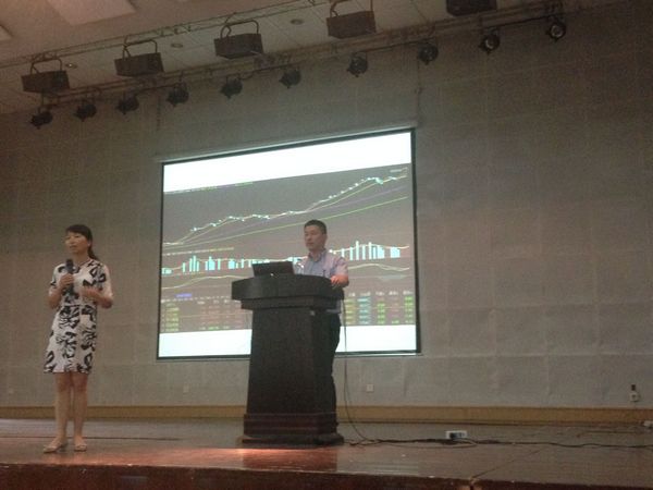 “择业 拓展 创新”——记环境与土木工程学院优秀校友访谈活动