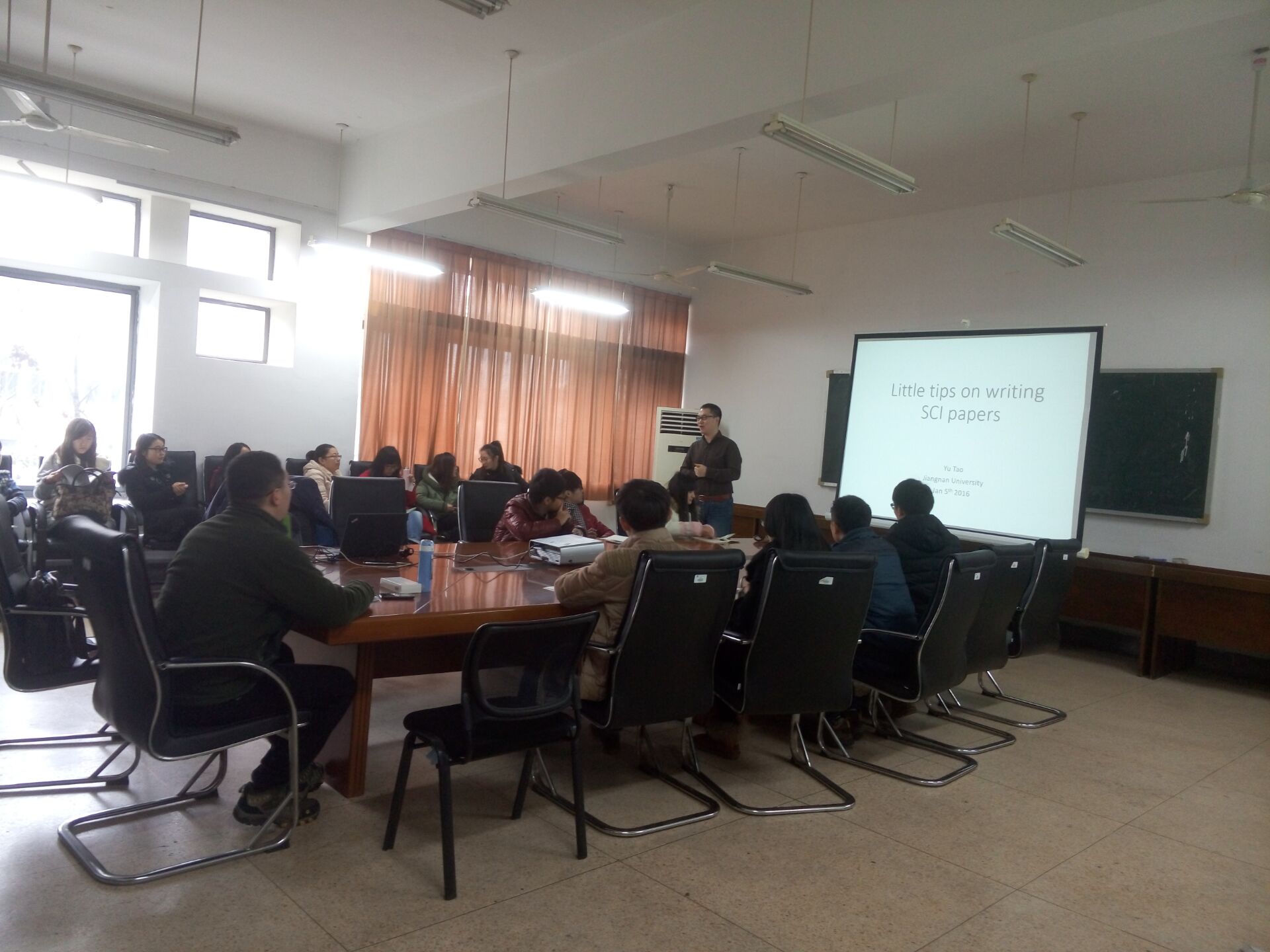 帝国理工大学Dr Yu Tao来我院开展学术交流