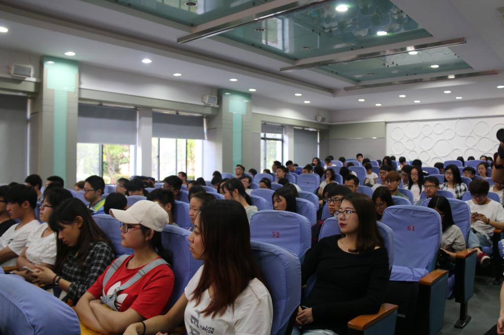 树立社会主义核心价值观，学习习总书记系列重要讲话精神