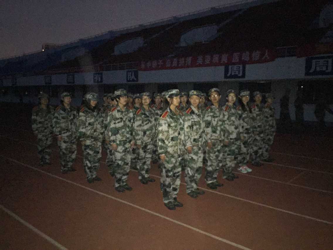 积极参加晚训，严格要求自身——记环境与土木工程学院第一次晚训