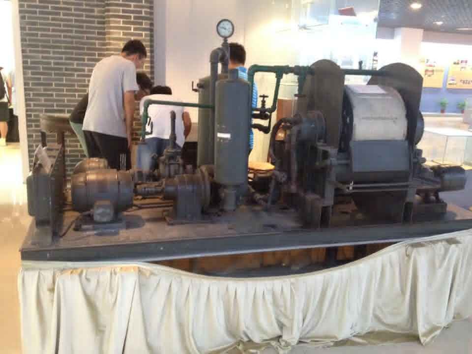 新生转型教育之参观校史馆