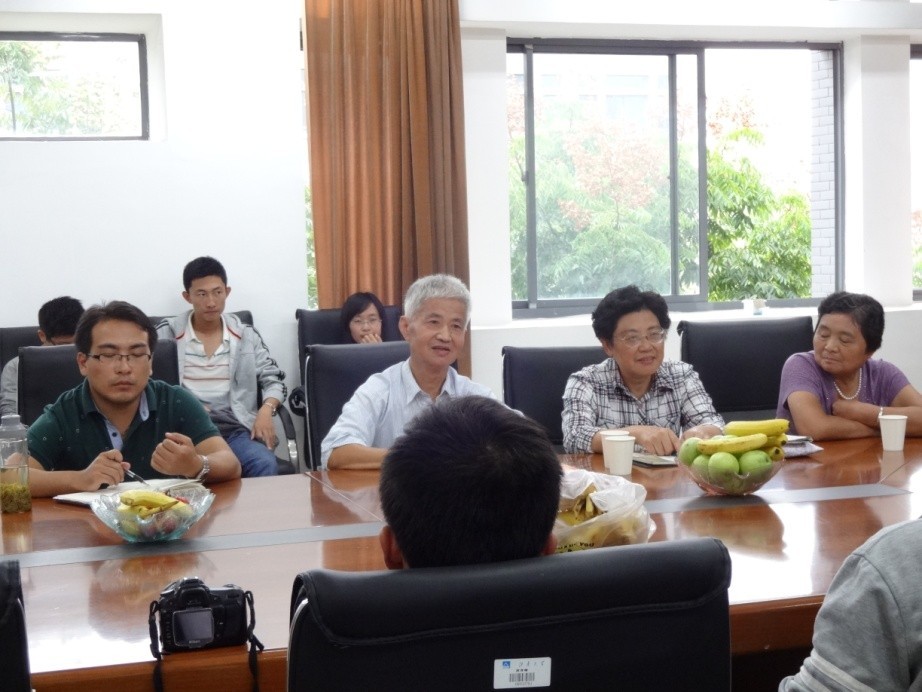 岁月如歌 青春无悔 --------记曹张退休一支部与土木1101团支部读书交流会